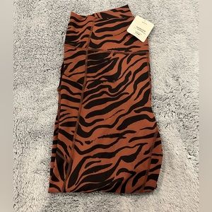 Fabletics: Oasis PureLuxe High-Waisted Twist
7/8 Legging